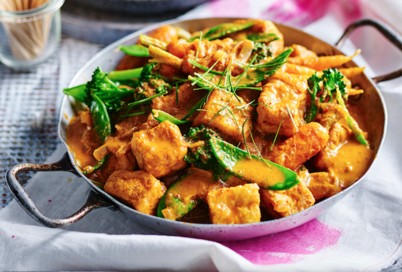 Mouthwatering 30-minute tofu and veggie red curry recipe