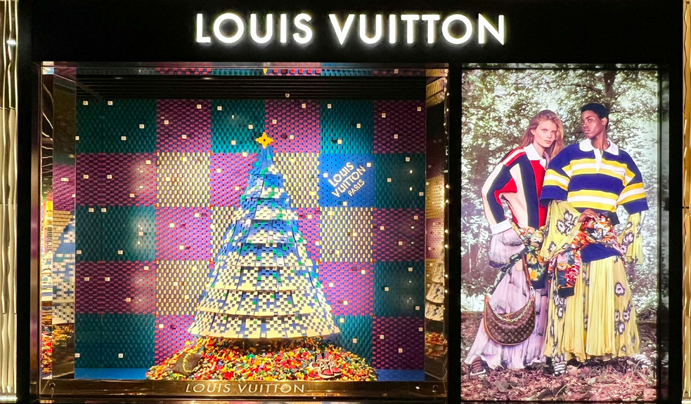 Louis Vuitton Holiday Windows
