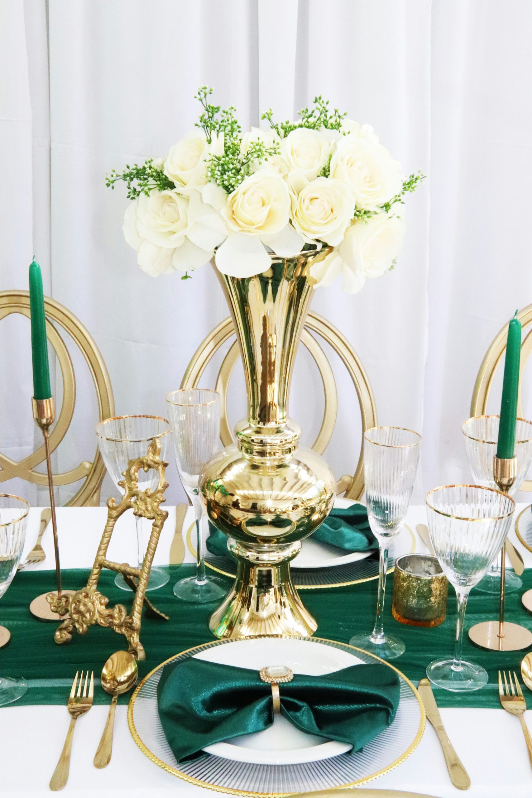 green and gold table setting