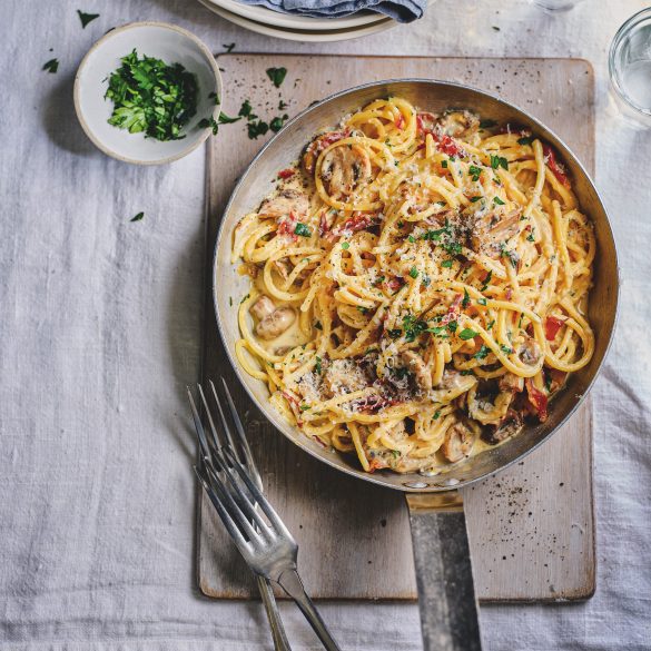 Mushroom Carbonara in a pan